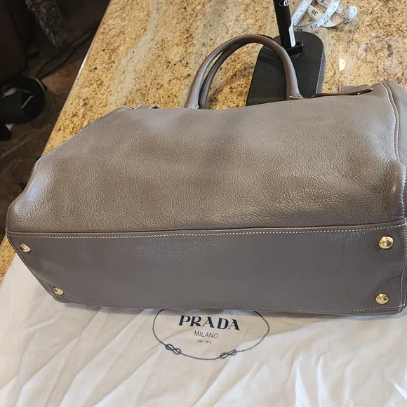 Prada Gray Leather Women's Bag - Picture 5 of 16